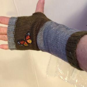 NEW Fingerless gloves, green and gray Butterfly